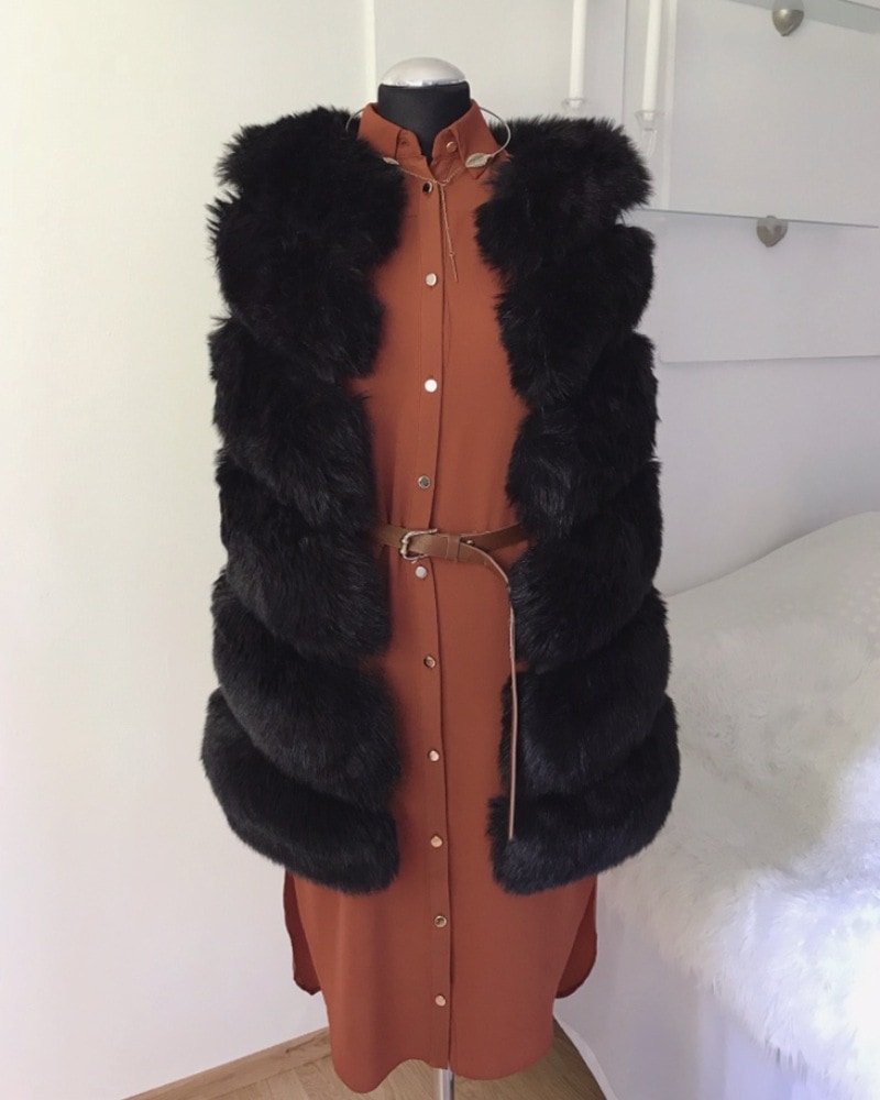 short fur vest - black